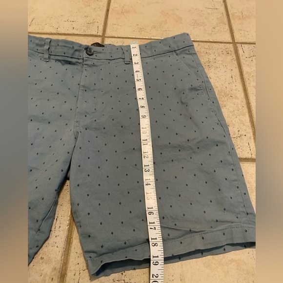 M&S Blue Diamond Print Chino Shorts - Men's Size 40 - Picture 6 of 7